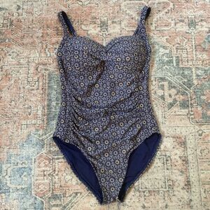 bond-eye Australia One Piece Swimsuit Size 6